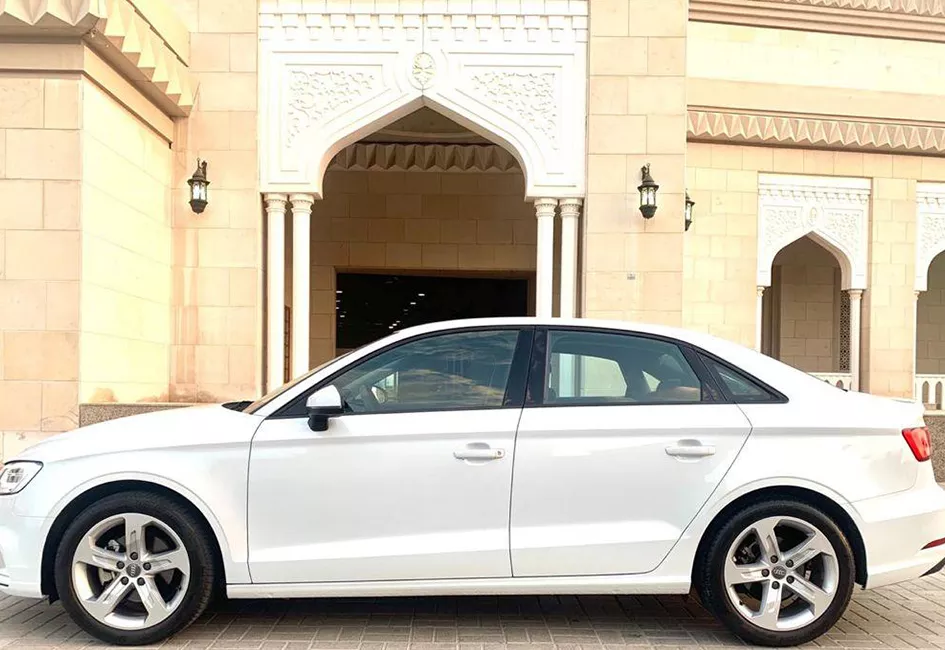 Audi A4 Rent in dubai