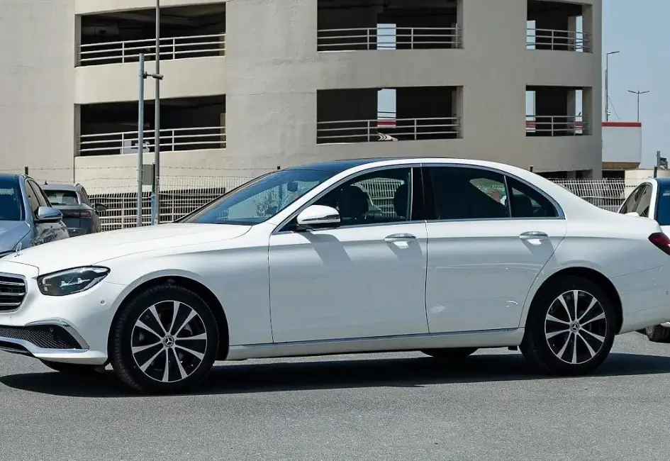 Mercedes Benz E 200 Chauffeur Service